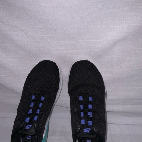 WOMENS NIKE AIR MAX MOTION 2 RUNNING SHOE - Picture 12 of 13